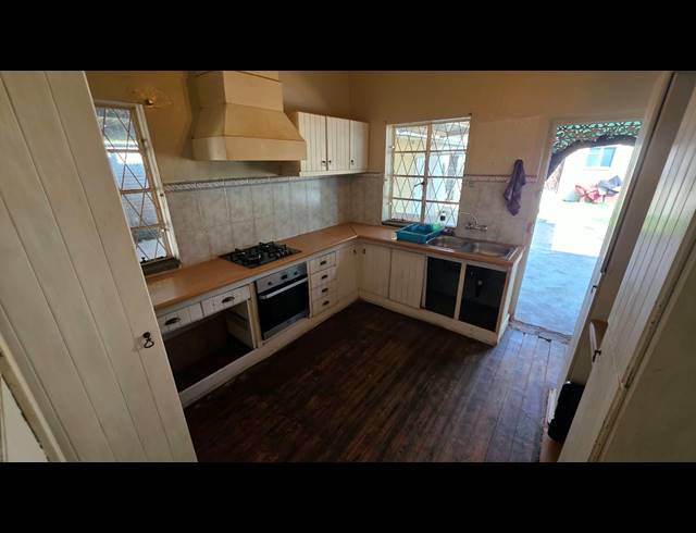 3 BEDROOM HOUSE FOR SALE IN DALVIEW